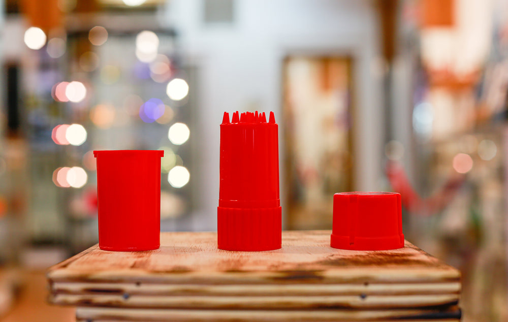 Red Med-Tainer smell proof plastic grinder